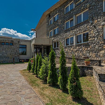 Grand Hotel Rooms Spisske Tomasovce Exterior photo