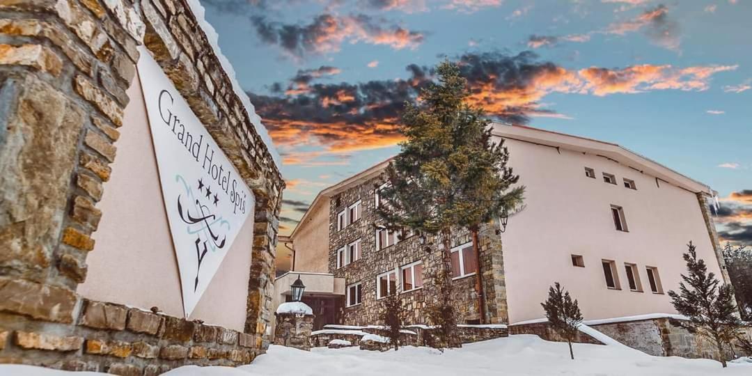 Grand Hotel Rooms Spisske Tomasovce Exterior photo