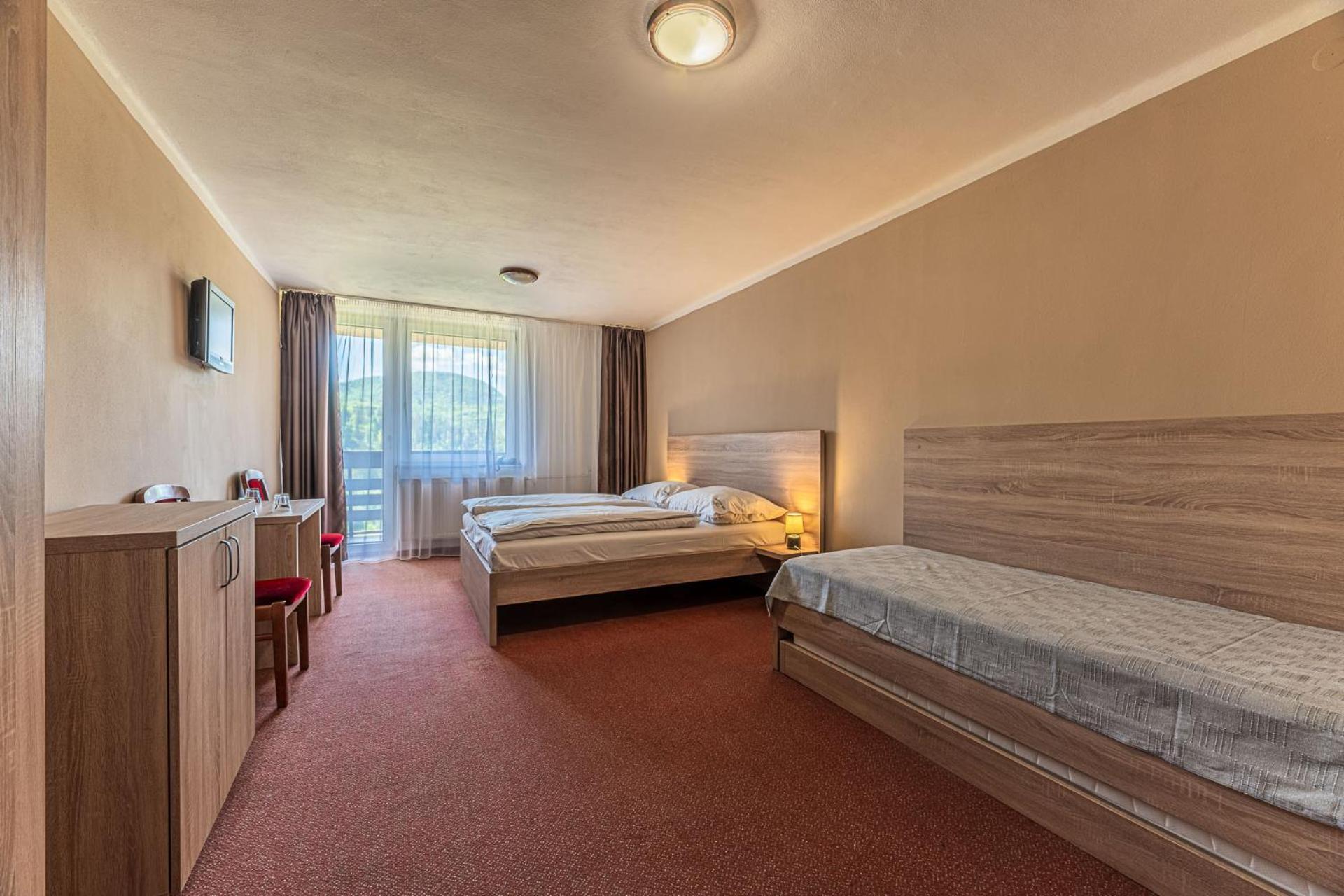 Grand Hotel Rooms Spisske Tomasovce Exterior photo